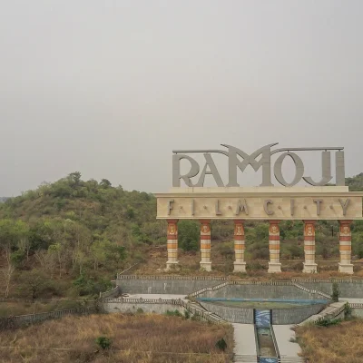 Tempo Traveller to Ramoji Film city